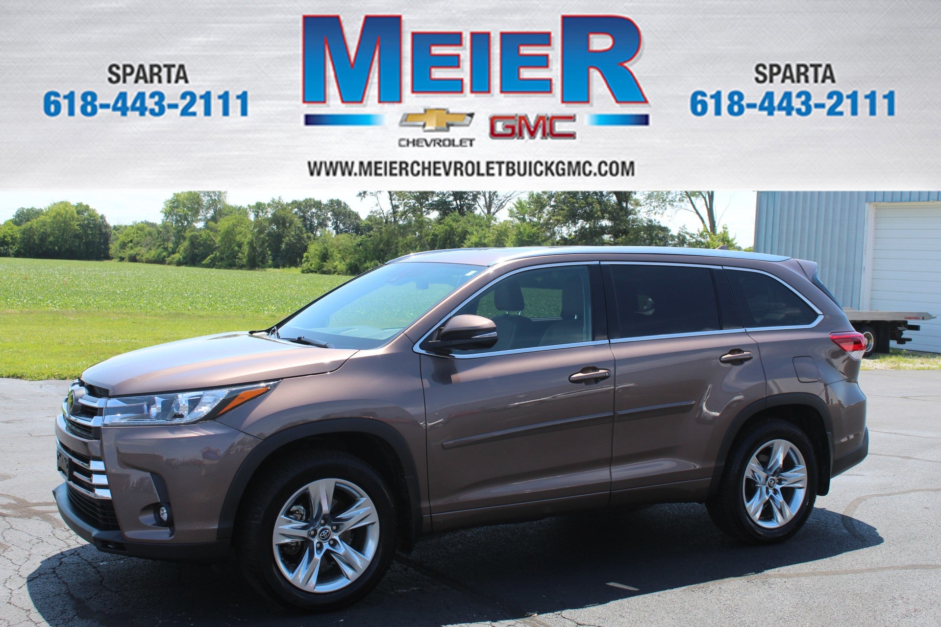 2019 Toyota Highlander Limited in Toasted Walnut — front three-quarter view